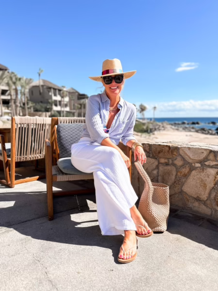 What to Wear in Italy on Vacation + Elegant Italy Outfit Ideas | Travel Beauty Blog