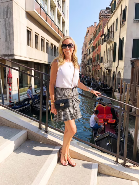 What to Wear in Italy on Vacation + Elegant Italy Outfit Ideas | Travel Beauty Blog