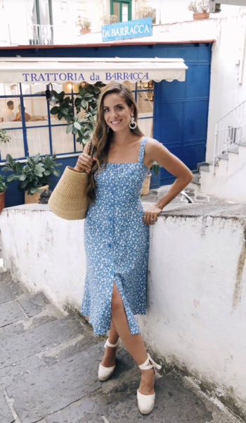 What to Wear in Italy on vacation + Elegant Italy Outfit Ideas | Travel Beauty Blog